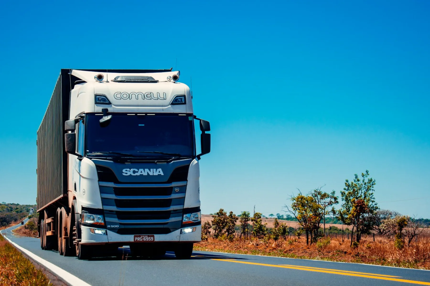 Flota de camiones perteneciente a una cooperativa de transporte